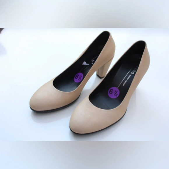 NWOT Ecco classic pumps - Picture 6 of 11